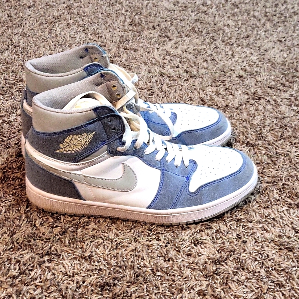 Women's Air jordan high top sneakers. Denim blue.  9.5